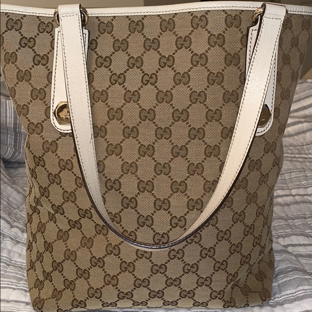 Gucci - Picture 4 of 8